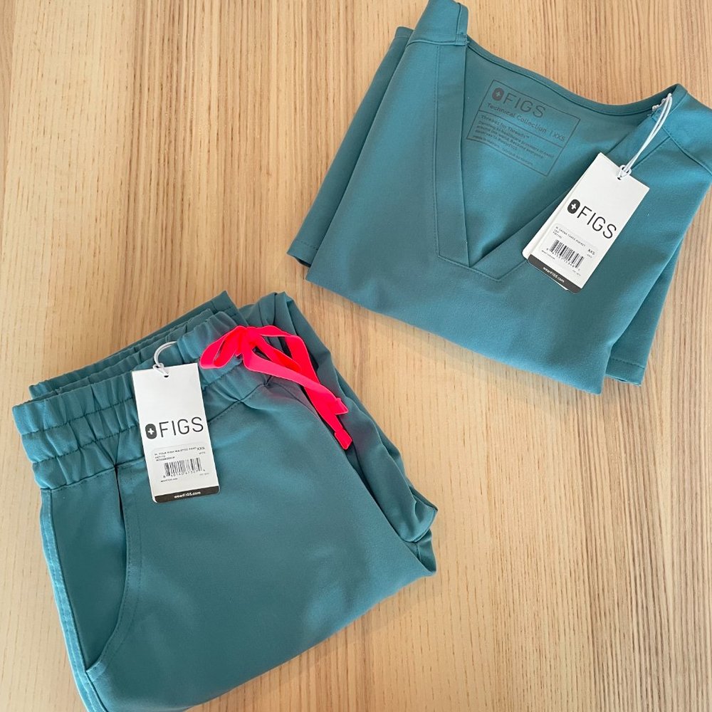 FIGS scrubs hydrogreen set: Casma XXS and Yola XXSP, NWT!